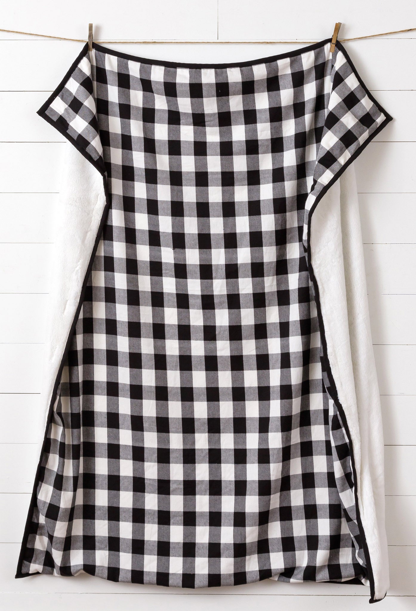 Black And White Check Sherpa Throw