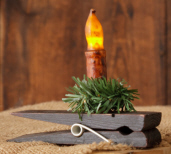Candle Holder - Clip With Mini Wreath  Black