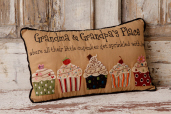 Stitchery - Pillow  Cupcakes