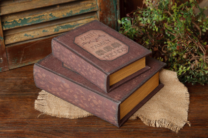 BOOK BOXES - FAITH  FAMILY  FRIENDS  NESTED