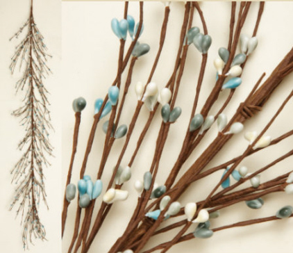 Garland - Primitive Berry, Blue/Cream