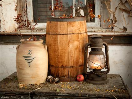 Led Canvas - Crock & Barrel With 6 Hr. Timer